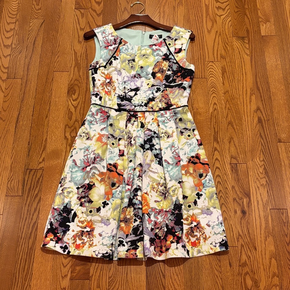 Tahari Multicolor Floral Casual Dress - Worn Once